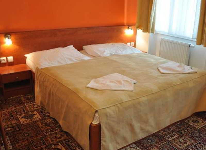 City Central De Luxe Прага Екстериор снимка